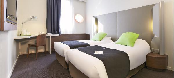 Campanile Centre - Gare Cathédrale Hotel 3*